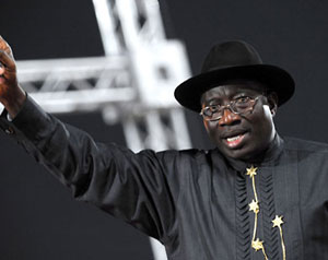 رئيس نيجيريا يدعو خصومه لوقف العنف    