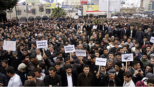 العراق: عشرات الجرحى في احتجاجات بالسليمانية 