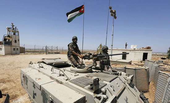 "الجيش" يلقي القبض على شخصين حاولا الالتحاق "بداعش" "الجيش" يلقي القبض على شخصين حاولا الالتحاق "بداعش"