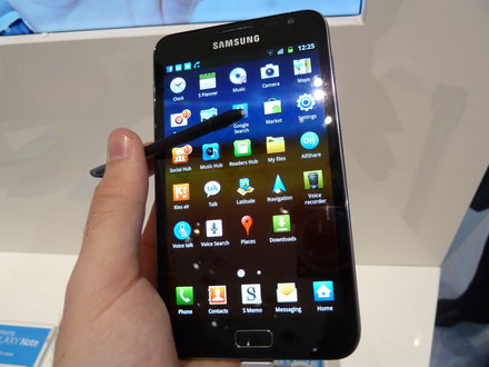 ثغرة في الـ Galaxy Note II تسمح بتخطي القفل ثغرة في الـ Galaxy Note II تسمح بتخطي القفل
