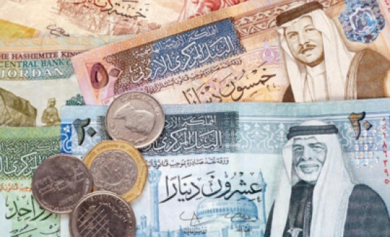 320 الف أسرة يقل دخلها الشهري عن 350 دينارا 320 الف أسرة يقل دخلها الشهري عن 350 دينارا