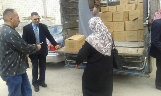 توزيع تمور على 617  اسرة عفيفة في جرش