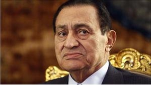 لجنة تحقيق مصرية: مبارك "مسؤول" عن قتل المتظاهرين