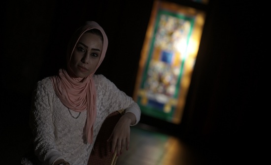 الفنانة الفلسطينية وفاء النجيلي تطلق أغنية "عصفور" من غزة الفنانة الفلسطينية وفاء النجيلي تطلق أغنية "عصفور" من غزة