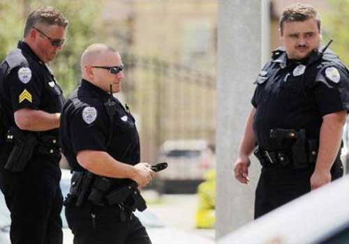 توتر بأمريكا بعد مقتل شاب أسود بيد الشرطة