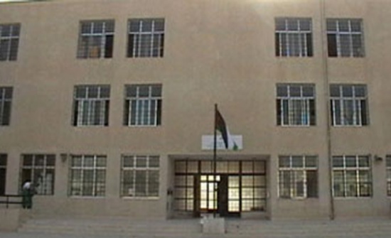 دورة تثقيفية لطلبة مدارس المزار الجنوبي عن مخاطر المخدرات وطرق الوقاية منها