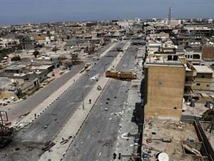 استمرار المعارك في مصراتة بعد إعلان قوات القذافي تعليق العمليات 48 ساعة