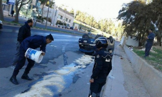 بسبب الانجماد .. 4 اصابات بحادث تتابع 6 مركبات عند جسر صالحية العابد