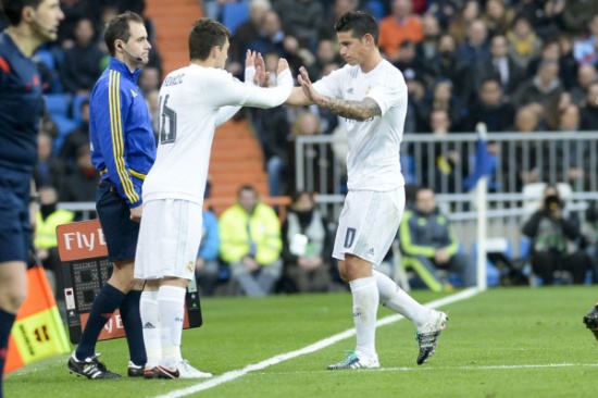 صور وفيديو .. ريال مدريد يتجاوز عقبة الصعبة سوسيداد بثلاثية صور وفيديو .. ريال مدريد يتجاوز عقبة الصعبة سوسيداد بثلاثية