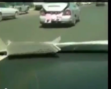 سائق سعودي ينقل الطالبات في "شنطة" السيارة سائق سعودي ينقل الطالبات في "شنطة" السيارة