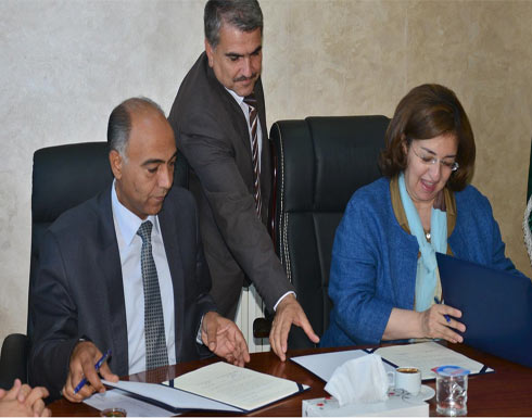 التنمية الاجتماعية وسلطة البترا يوقعان اتفاقيه