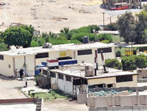 غرفة العناية المركزة بمستشفى سجن مزرعة طرة تتهيأ لاستقبال مبارك غرفة العناية المركزة بمستشفى سجن مزرعة طرة تتهيأ لاستقبال مبارك