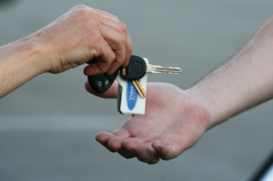 ازالة 42 كشك " فاليت " في عمان