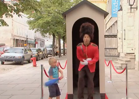 الولد العدائي والحارس