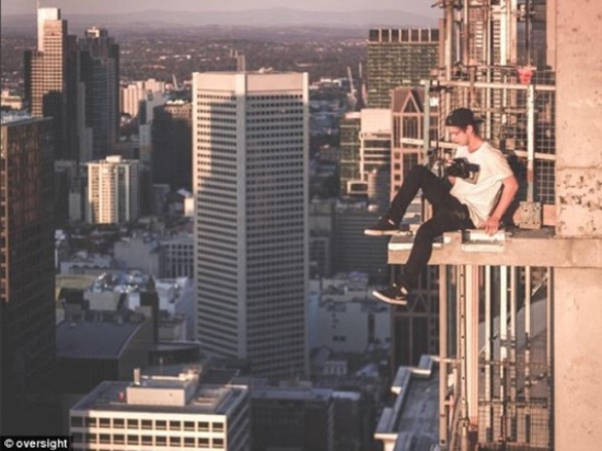 بالصور.. الطلاب الاستراليون يثيرون ضجة بسبب صور «سيلفى»