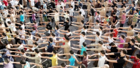 1.7 مليون طالب وطالبة يتوجهون الى المدارس