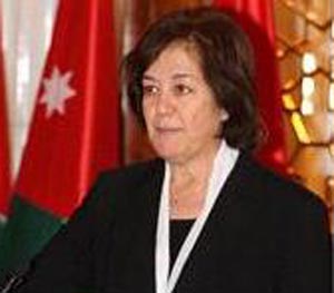 وزيرة التنمية الاجتماعية تناقش مع المختصين في وزارتها السياسة الشاملة المتكاملة للأطفال الأحداث وزيرة التنمية الاجتماعية تناقش مع المختصين في وزارتها السياسة الشاملة المتكاملة للأطفال الأحداث
