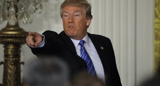 تهديدات "الكيماوي" في سوريا و"أم القنابل" رسالة ترامب الأكثر خطورة إلى العالم