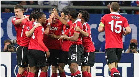 مانشستر يعود من شالكه بفوز ثمين