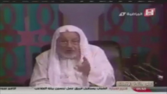 فيديو نادر للشيخ الطنطاوي يتحدث عن البيوت المسكونة بالجن وحقيقة منشأها!