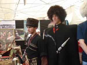  الملتقى الشبابي الشركسي الشيشاني يوصي بتفعيل النشاطات المشتركة بين الاردنيين القفقاسيين 