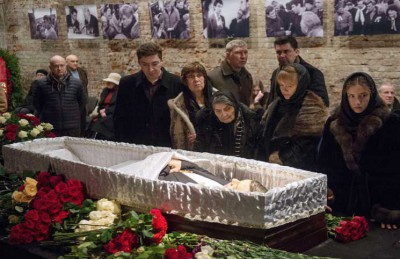 منع ساسة أوروبيين من حضور جنازة زعيم المعارضة الروسي المغتال