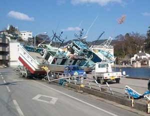 حصيلة جديدة للسفن التي دمرها تسونامي شرقي اليابان 