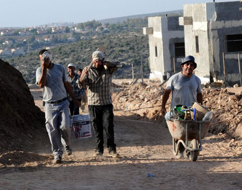 القناة الثانية: إسرائيل تدرس السماح لعمال غزة بالعمل في الداخل