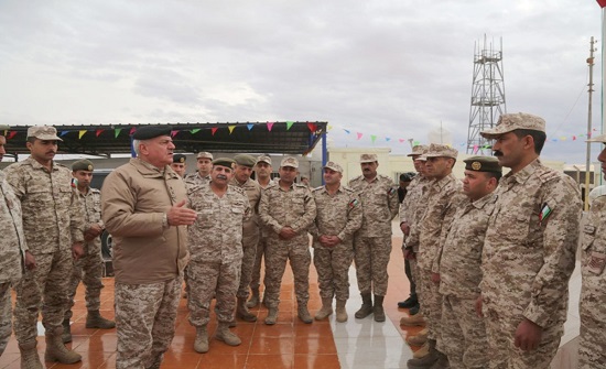 رئيس هيئة الأركان يزور كتيبة الحرس الأولى رئيس هيئة الأركان يزور كتيبة الحرس الأولى