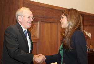 الملكة رانيا تستقبل المدير التنفيذي لليونيسف 