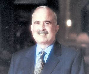 الامير طلال بن محمد ينقل تعازي جلالته الى ملك البحرين وأمير الكويت  