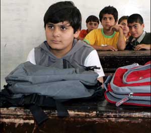 محاضرة حول دور الإعلام في التوعية البيئية في مدرسة عنجرة الثانوية