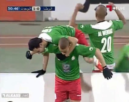 هدف عالمي بالكعب للوحدات