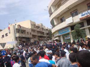 مهرجان للسلفية الجهادية بأبو علندا بعد صلاة الجمعة ( فيديو وصور) مهرجان للسلفية الجهادية بأبو علندا بعد صلاة الجمعة ( فيديو وصور)