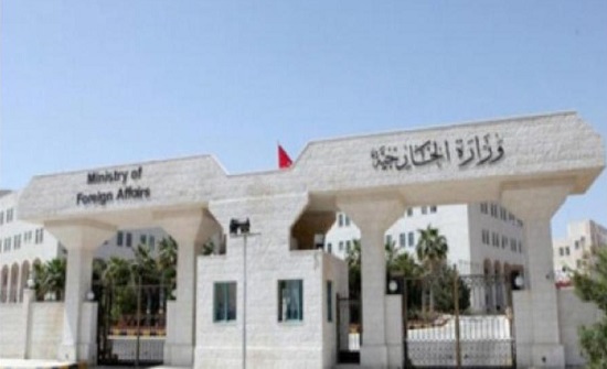 سوريا تحتجز أردنيًا في «نصيب» وترحّله إلى دمشق سوريا تحتجز أردنيًا في «نصيب» وترحّله إلى دمشق
