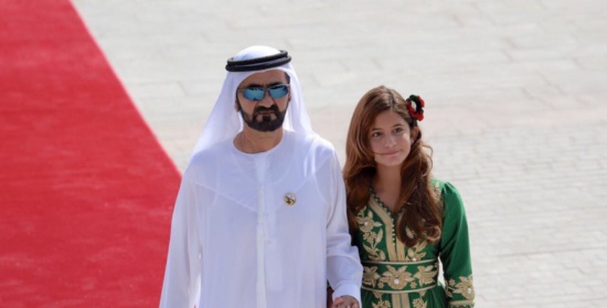 شاهد محمد بن راشد يصطحب ابنته الجليلة من المدرسة “فيديو” شاهد محمد بن راشد يصطحب ابنته الجليلة من المدرسة “فيديو”