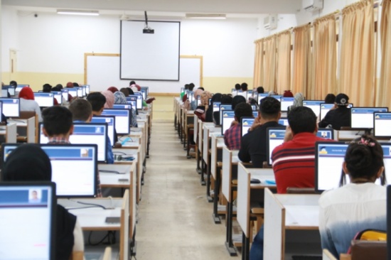 جامعة الزرقاء تعقد امتحانات المستوى للطلبة المستجدين جامعة الزرقاء تعقد امتحانات المستوى للطلبة المستجدين