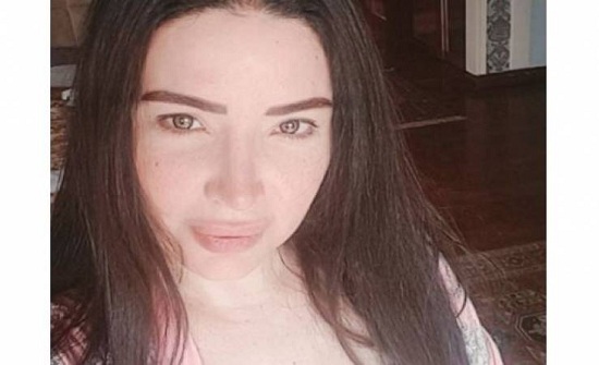 صورة| لن تصدقوا من هذه النجمة بلا 'مكياج' فور استيقاظها من النوم!