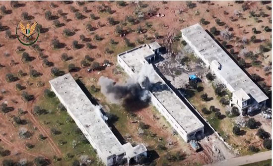 بالفيديو : النظام السوري يتجه لمواقع استراتيجية بحلب والمعارضة ترد