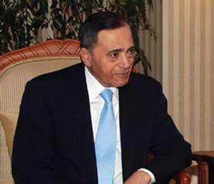 رئيس الوزراء يتفقد وحدة خدمة الجمهور في الرئاسة 