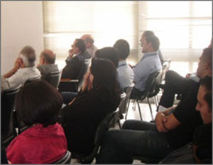 جلسة حوارية لشباب مادبا حول الإصلاح من وجهة نظر الشباب تناولت قانوني الانتخابات والأحزاب