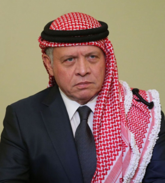 الملك يعود إلى أرض الوطن وحشود شعبية في استقباله الملك يعود إلى أرض الوطن وحشود شعبية في استقباله