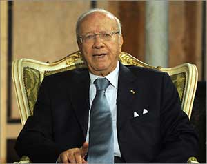 الباجي ينفي وجود حكومة ظل لبن علي   