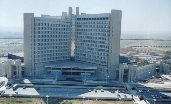 مستشفى الملك المؤسس: نسبة إشغال أسرّة العناية الحثيثة 95% مستشفى الملك المؤسس: نسبة إشغال أسرّة العناية الحثيثة 95%