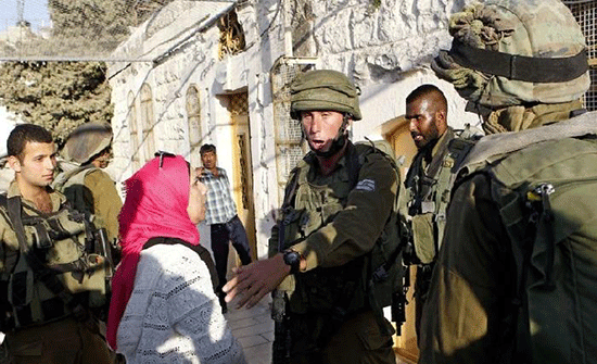 جمعية اسرائيلية تستولي على ثلاثة منازل في القدس وتطرد اصحابها جمعية اسرائيلية تستولي على ثلاثة منازل في القدس وتطرد اصحابها