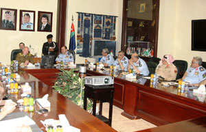 مدير الأمن العام  هزاع المجالي يستقبل مدير عام الكاربينيروس التشيلي