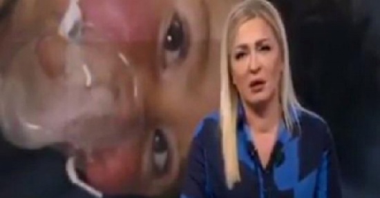 فيديو: تأثر المذيعة بعد لقائها بالسوري الذي فقد أسرته في مجزرة خان شيخون