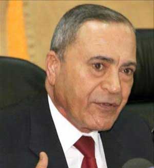 البخيت وميقاتي يبحثان العلاقات الثنائية هاتفيا 