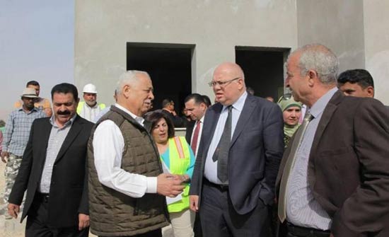 العيسوي وهلسه يتفقدان عددا من مشاريع المبادرات الملكية بمحافظة البلقاء العيسوي وهلسه يتفقدان عددا من مشاريع المبادرات الملكية بمحافظة البلقاء
