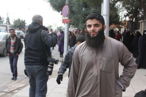 القبض على " قتادة " ابن منظر السلفية عمر محمود